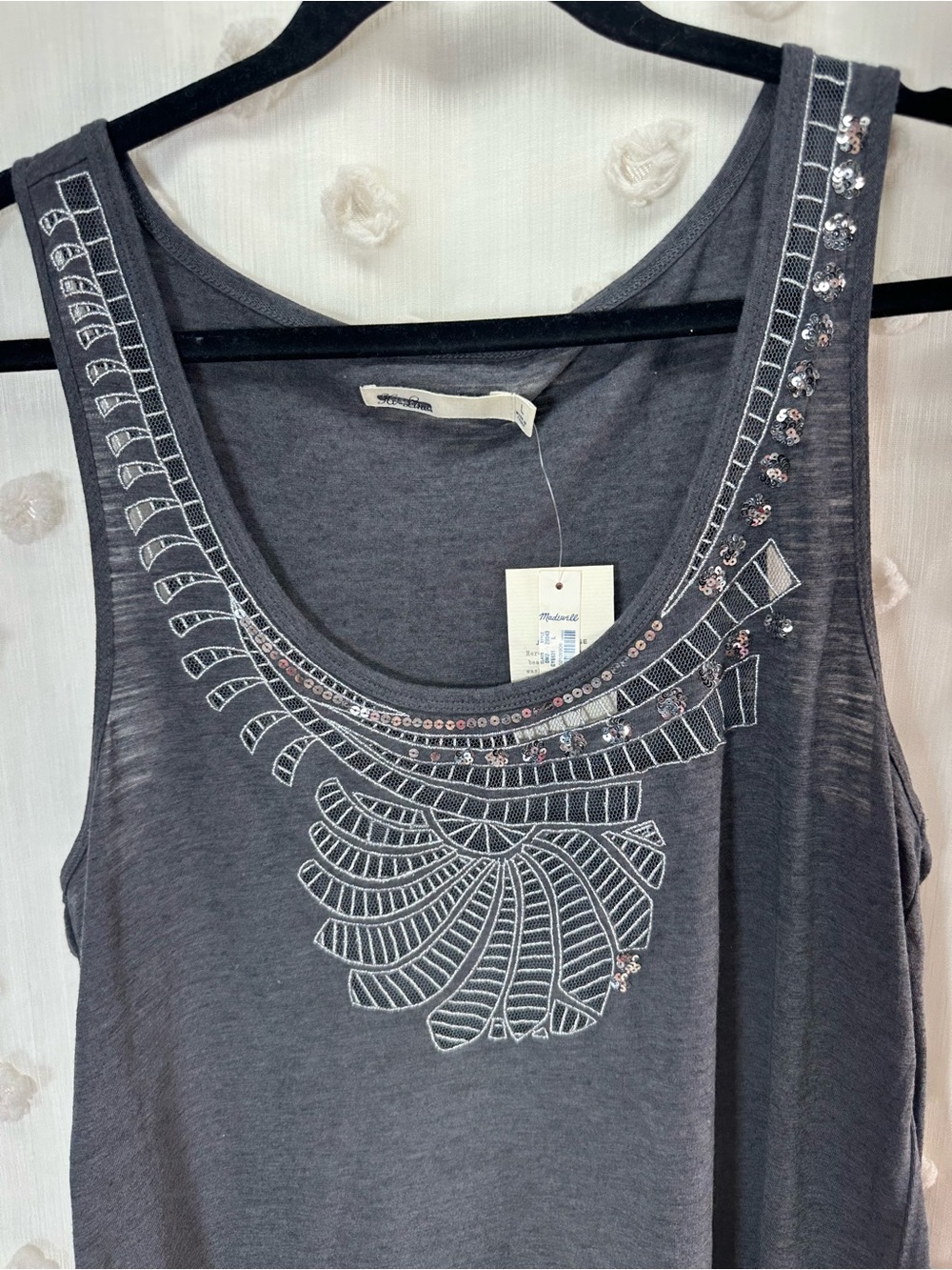 NWT Madewell Women’s Charcoal Embellished Scoop Neck Tank Size Large - Picture 2 of 10